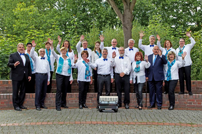 Die Akkordeonspieler der ASN gr��en.